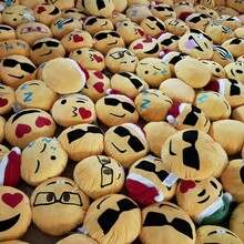 义乌回收毛绒玩具批发库存